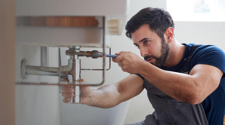 Professional water heater installation services in Flint, TX